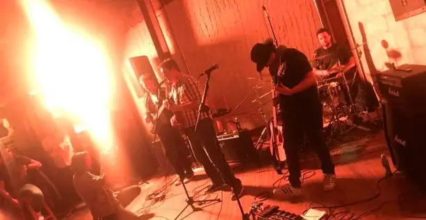 Banda de Rock Country deja su huella en la Galer&iacute;a Casa Palma